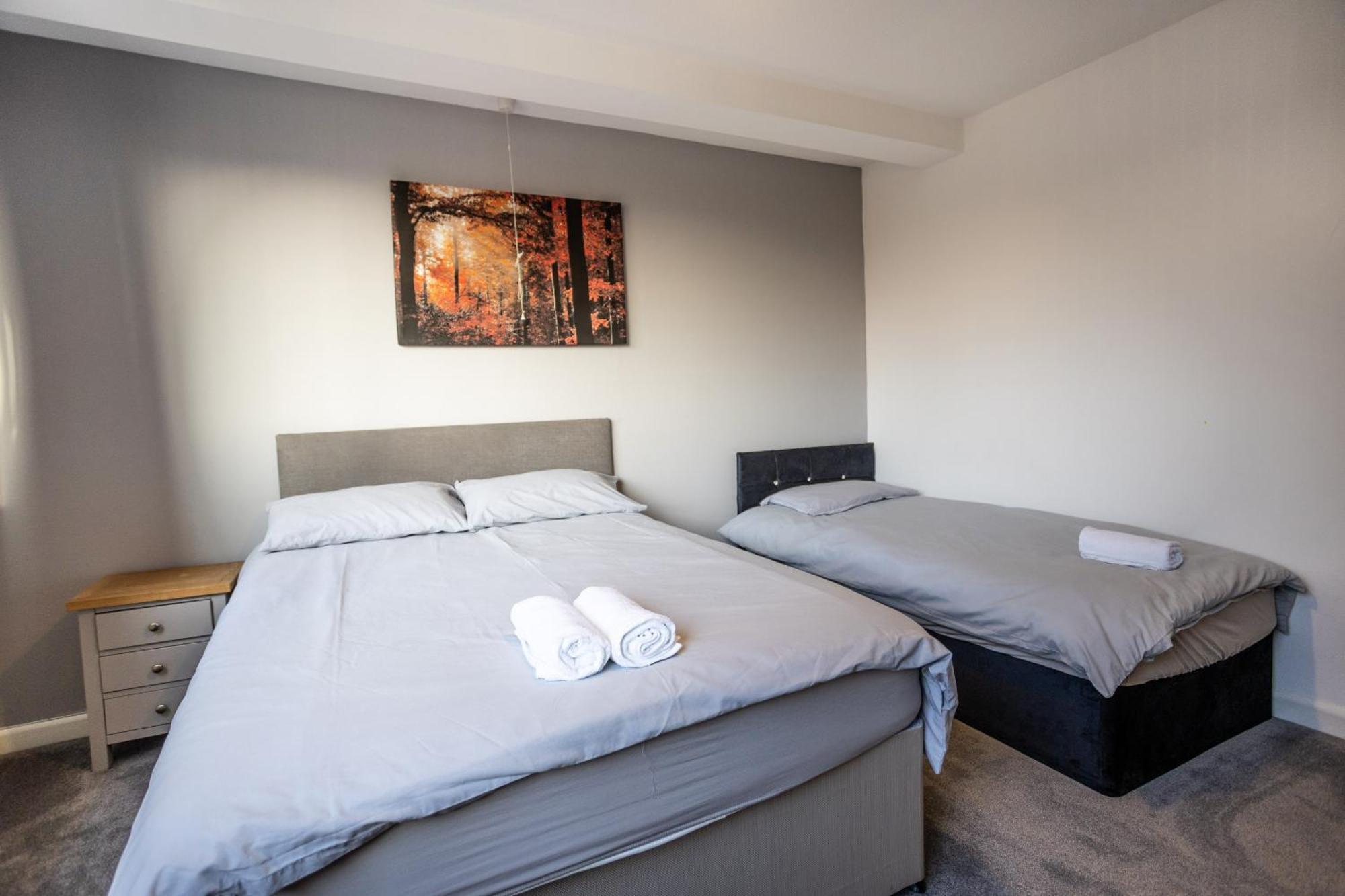 Hanham Rd Location Long Sleeps 9 By Shortstayuk Bristol