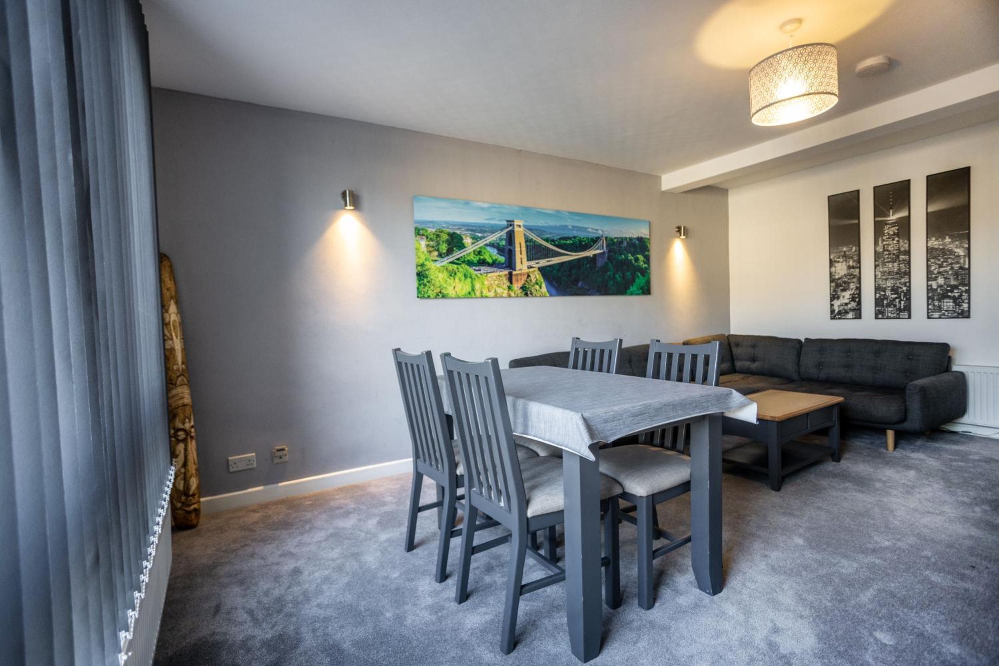 Hanham Rd Location Long Sleeps 9 By Shortstayuk * Bristol