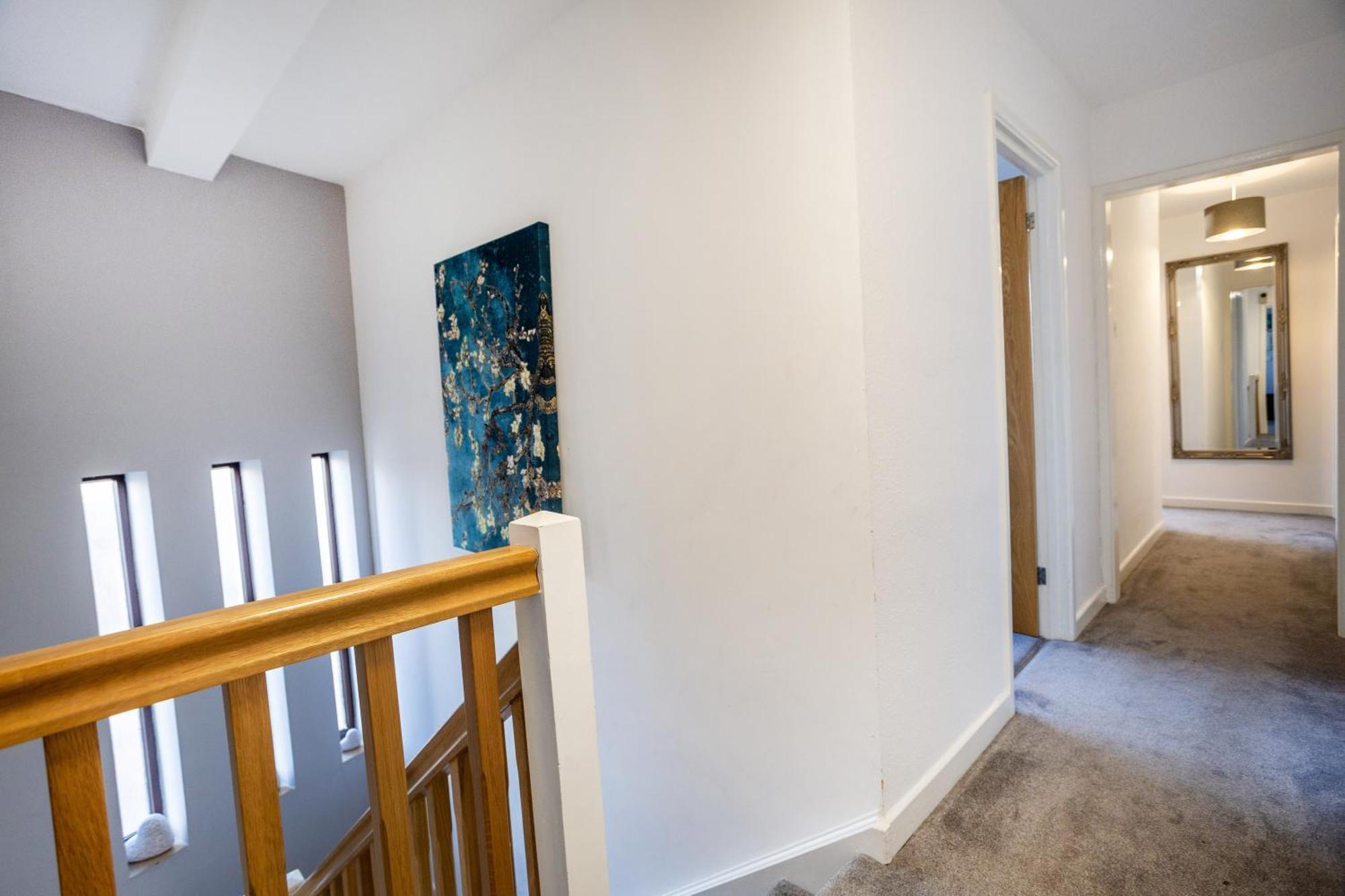 Hanham Rd Location Long Sleeps 9 By Shortstayuk Bristol